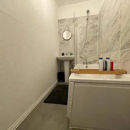 Stunning 2 Bedroom On Tower Bridge London Exterior photo